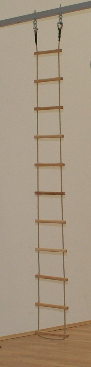 Rope ladder for wall hinged rope frames